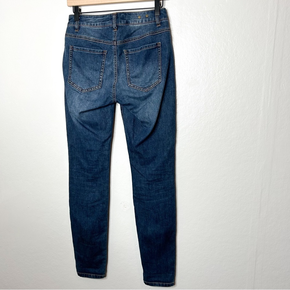 CAbi Women's Curvy Skinny Jeans - Picture 7 of 9